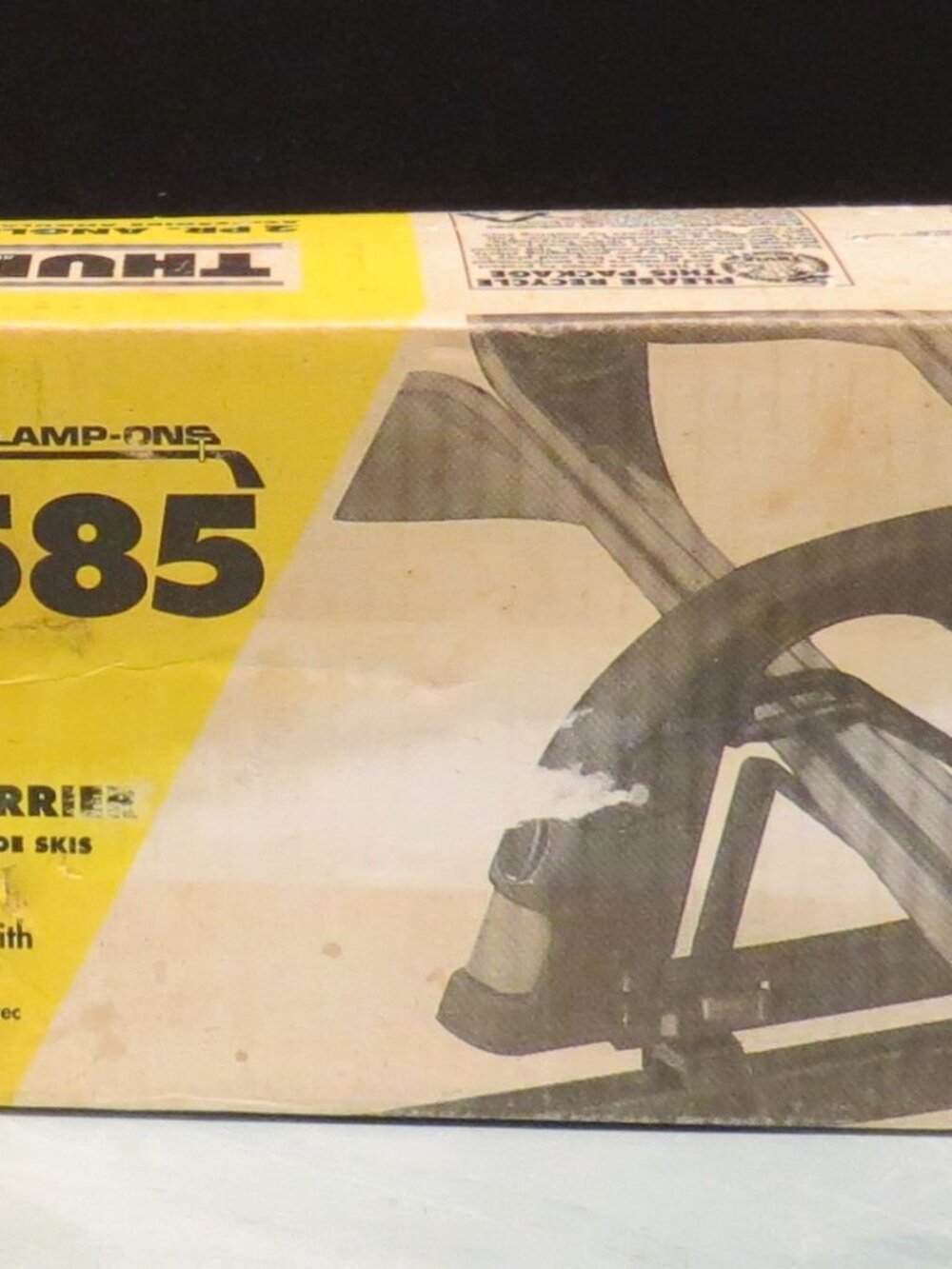 Thule 585 Clamp-Ons 2 pr. Angled Ski Carrier * See Descrip.